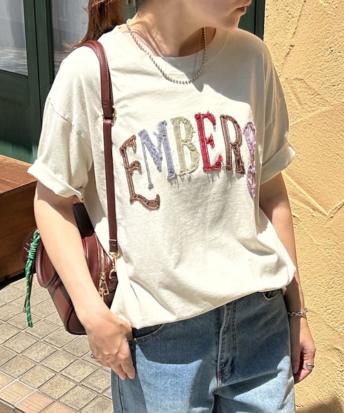 VENCEEXCHANGE(ヴァンスエクスチェンジ)の「カラフルロゴTシャツ(Tシャツ/カットソー・レディース・ライトブルー/アイボリー/チャコール・FREE)」の2枚目の写真