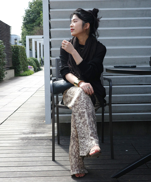 destin(デスティン)の「【destin/デスティン】ソフトストール(バンダナ/スカーフ・レディース・ブラウン/ベージュ・FREE)」の4枚目の写真