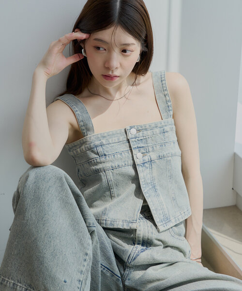 Chico（チコ）の「【セットアップ対応】肩ボタン取り外しデニムベアトップ（その他トップス・レディース・ブルー系その他/ピンク系その他/ブルー・FREE）」の3枚目の写真