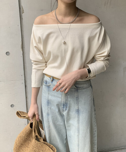 DouDou（ドゥドゥ）の「ブークレーダンボールオフショル（Tシャツ/カットソー・レディース・オフホワイト/ネイビー/ベージュ・FREE）」の9枚目の写真