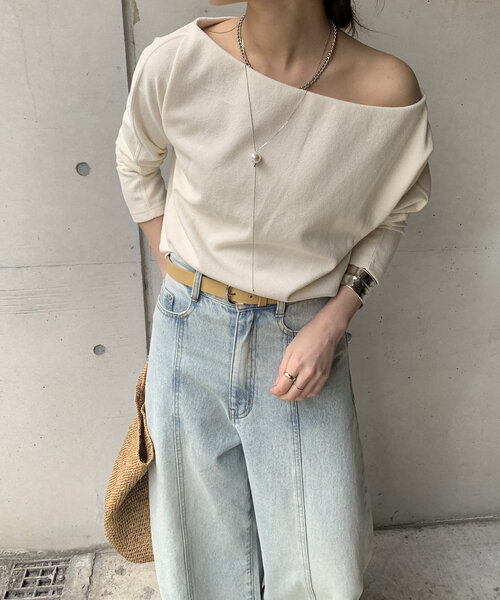 DouDou（ドゥドゥ）の「ブークレーダンボールオフショル（Tシャツ/カットソー・レディース・オフホワイト/ネイビー/ベージュ・FREE）」の11枚目の写真