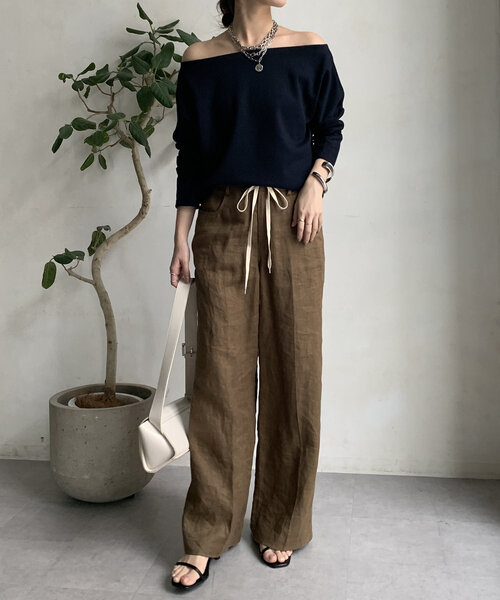 DouDou（ドゥドゥ）の「ブークレーダンボールオフショル（Tシャツ/カットソー・レディース・オフホワイト/ネイビー/ベージュ・FREE）」の22枚目の写真