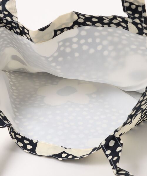 TONE SELECT GOODS（トーンセレクトグッズ）の「Liaa/花柄 ドット柄 トートバッグ A18609（トートバッグ・レディース・ブラック/グリーン・FREE）」の14枚目の写真