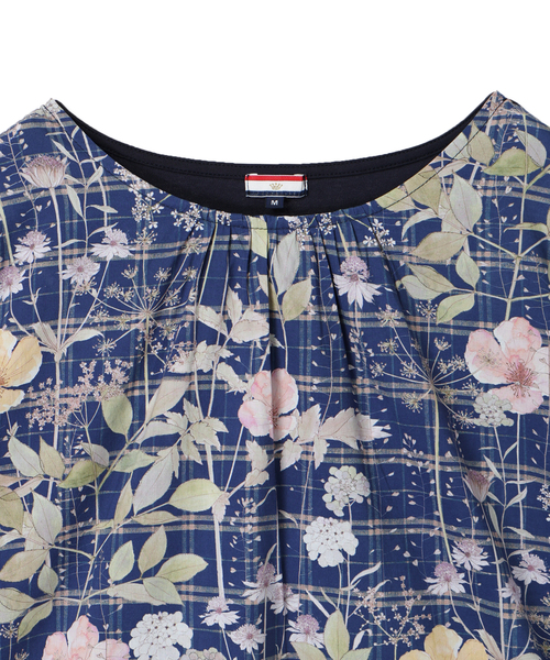 Petit Honfleur(プチオンフルール)の「2025年春夏【リバティシリーズ】プリントプルオーバー(Tシャツ/カットソー・レディース・ネイビー/ピンク/イエロー/ブルー・M/L)」の9枚目の写真