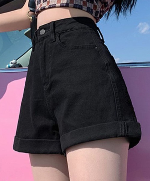 Songe(ソンジュ)の「ルーズデニムショートパンツ(デニムパンツ・レディース・ブラック/ホワイト・S/M/L)」の13枚目の写真