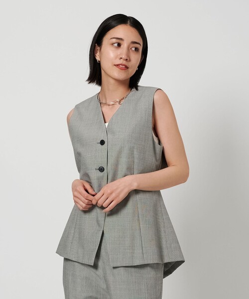 BEAUTY&YOUTH UNITED ARROWS(ビューティーアンドユースユナイテッドアローズ)の「レーヨンブレンド バックオープン ベスト(ベスト・レディース・グレー系/ブラウン系・M/S)」の6枚目の写真