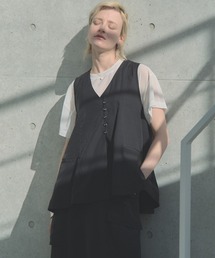 Muel Chic（ミュエルシック）の「Rozel sheer vest ローゼルシアーベスト（ベスト）」