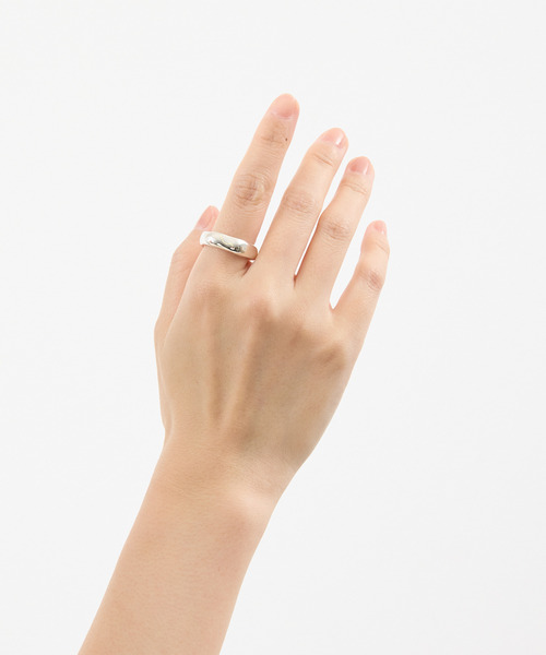 And A(アンドエー)の「And A アンドエー / SILVER925 WARPED PENTAGRAM RING シルバー925ペンタグラムリング 指輪 / AA-A25U001(リング・メンズ・シルバー・15号/17号/19号)」の11枚目の写真