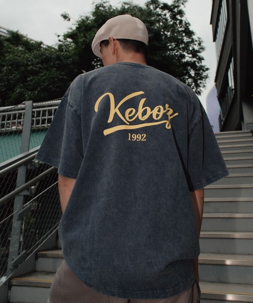 KEBOZ(ケボズ)の「ICON GARMENT S/S TEE(Tシャツ/カットソー・メンズ・ブルー/オリーブ/レッド/ブラウン/グレー/ブラック/ネイビー/ライム/ホワイト・S/M/L/XL/2XL)」の7枚目の写真