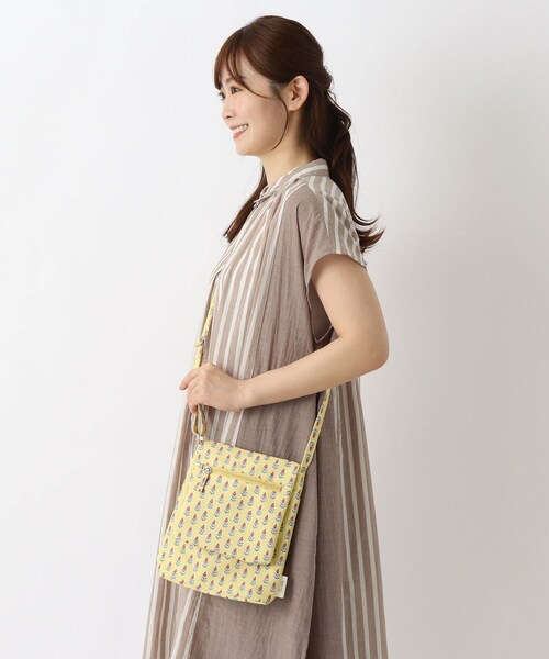 one'sterrace(ワンズテラス)の「ブロックプリント カブセショルダー(ショルダーバッグ・レディース・イエロー系8/ブルー系その他7/グリーン系その他6・99)」の17枚目の写真