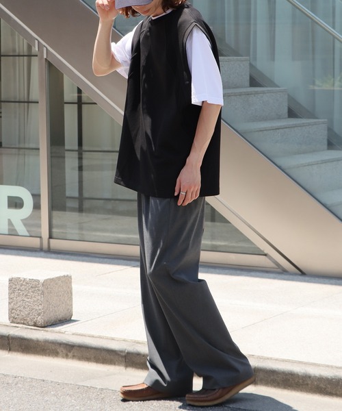 ROOPTOKYO（ループトウキョウ）の「クルーネックスウェットベスト（ベスト・メンズ・ブラック/ホワイト/グレー・L/M）」の4枚目の写真