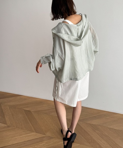 CANAL JEAN（キャナルジーン）の「El mar　シアーパーカーシャツ（シャツ/ブラウス・レディース・ホワイト/セージグリーン・ONE SIZE）」の7枚目の写真