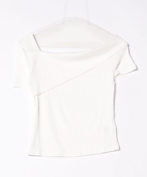 Uenui(ウニュイ)の「【 cunii 】 ワンショルダー風ネックデザインリブトップス(Tシャツ/カットソー・レディース・ホワイト/ブラック/カーキ・FREE)」の2枚目の写真