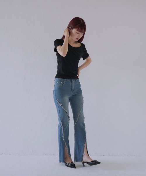 Uenui(ウニュイ)の「【 cunii 】 ワンショルダー風ネックデザインリブトップス(Tシャツ/カットソー・レディース・ホワイト/ブラック/カーキ・FREE)」の21枚目の写真