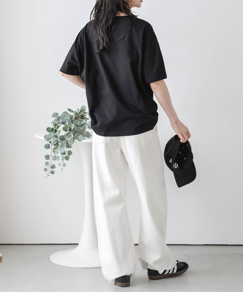 AMELY(エミリー)の「フォト&ロゴ プリントTシャツ(Tシャツ/カットソー・レディース・ホワイト/ブラック・フリー)」の10枚目の写真