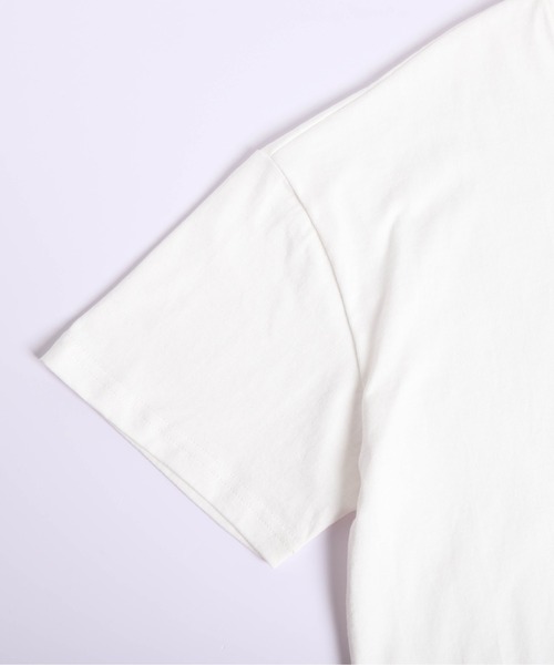 AMELY(エミリー)の「フォト&ロゴ プリントTシャツ(Tシャツ/カットソー・レディース・ホワイト/ブラック・フリー)」の16枚目の写真