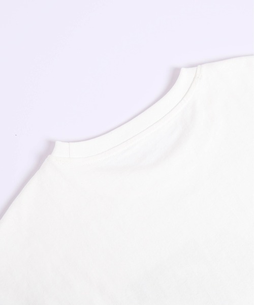 AMELY(エミリー)の「フォト&ロゴ プリントTシャツ(Tシャツ/カットソー・レディース・ホワイト/ブラック・フリー)」の21枚目の写真