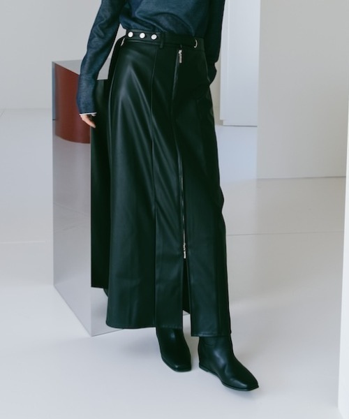 sahara（サハラ）の「Belt Design Zip Skirt/ベルトデザインジップスカート（スカート・レディース・ブラック/黄土色系・M/S）」の2枚目の写真