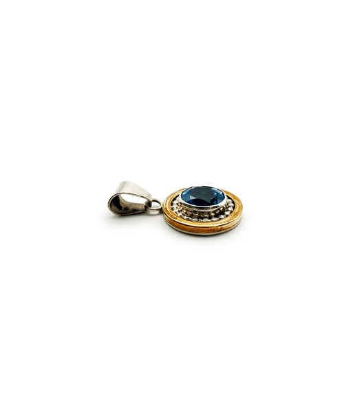 Indian Jewelry(インディアンジュエリー)の「THEATER シアター フラワーモチーフターコイズペンダントトップ Made in USA(チャーム・レディース・ゴールド・FREE)」の3枚目の写真
