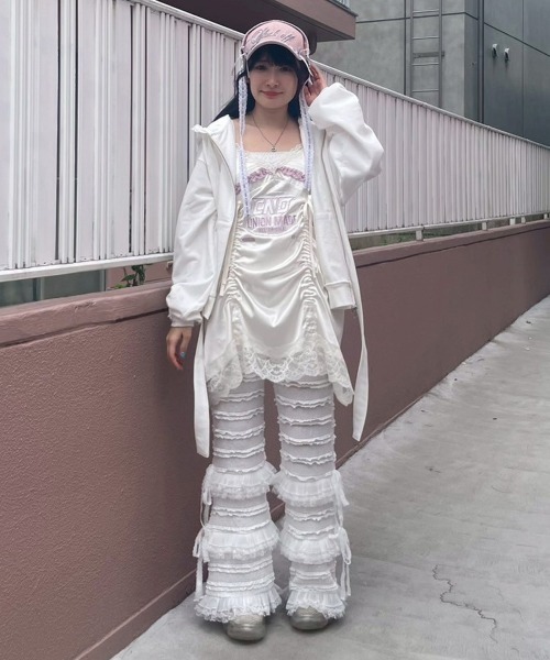 Candy Stripper（キャンディストリッパー）の「BIG RIBBON フーディ（パーカー・レディース・ピンク/オフホワイト/ヘザーグレー/ブラック・FREE）」の10枚目の写真