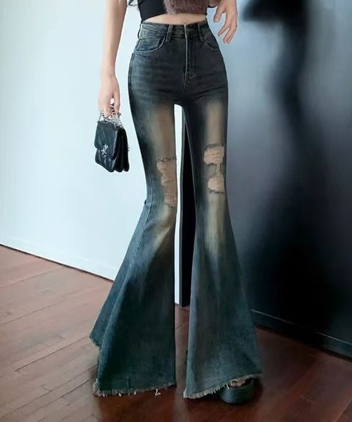 gossip!ロサンゼルス(ゴシップロサンゼルス)の「Y2K膝下フレア ダメージアクセントデニムパンツ(デニムパンツ・レディース・インディゴブルー・S/M/L)」の19枚目の写真