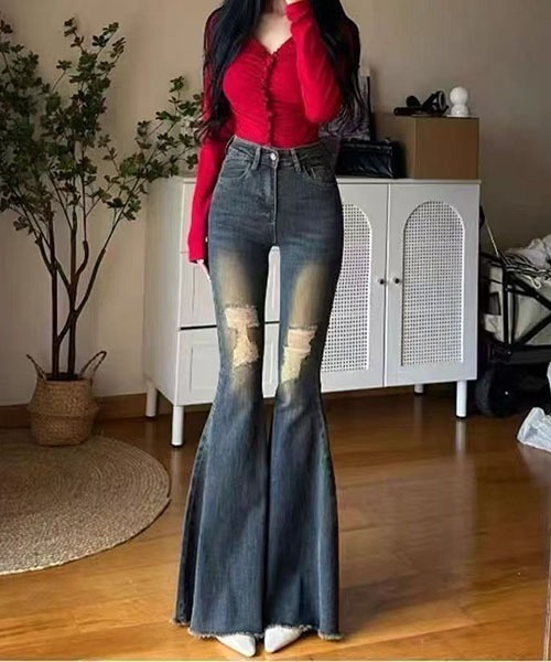 gossip!ロサンゼルス(ゴシップロサンゼルス)の「Y2K膝下フレア ダメージアクセントデニムパンツ(デニムパンツ・レディース・インディゴブルー・S/M/L)」の17枚目の写真