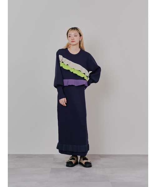 DOLLUPOOPS(ドールアップウップス)の「配色フリルティアードニットワンピース(ワンピース・レディース・チャコールグレー/ネイビー/ブラック・38)」の8枚目の写真