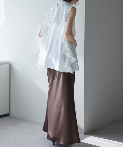 each（イーチ）の「ケープ風フリルノースリとろみブラウス（シャツ/ブラウス・レディース・ホワイト/ブラック/ブルー/ベージュ・FREE）」の11枚目の写真