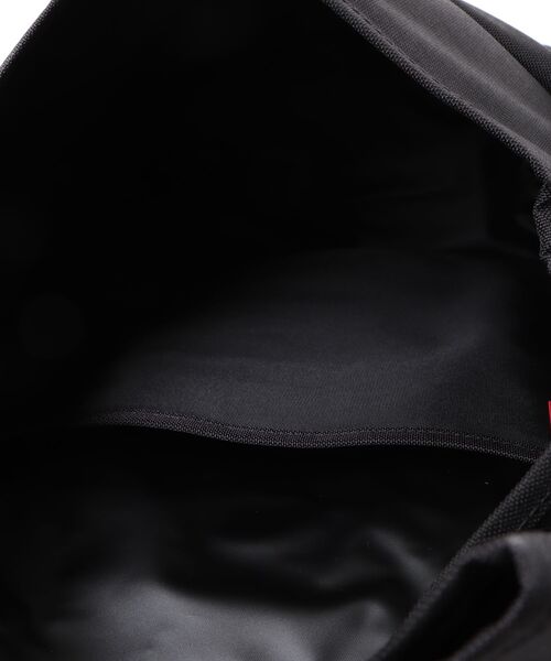 Manhattan Portage（マンハッタンポーテージ）の「SILVERCUP BACKPACK LVL TMP（バックパック/リュック・メンズ・ブラック・MEDIUM）」の14枚目の写真