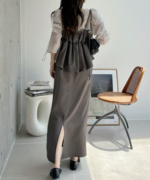 TREOVER(トレオーバー)の「【1枚は持っておきたい主役級ワンピース♪】ドッキングペプラムキャミソールワンピース(ワンピース・レディース・ブラック/ダークグレー/スモーク・FREE)」の15枚目の写真