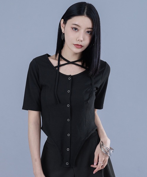 Ellno de Mavie(エルノデメヴィ)の「2wayコードネックリブT(Tシャツ/カットソー・レディース・ブラック/ボルドー・FREE)」の1枚目の写真