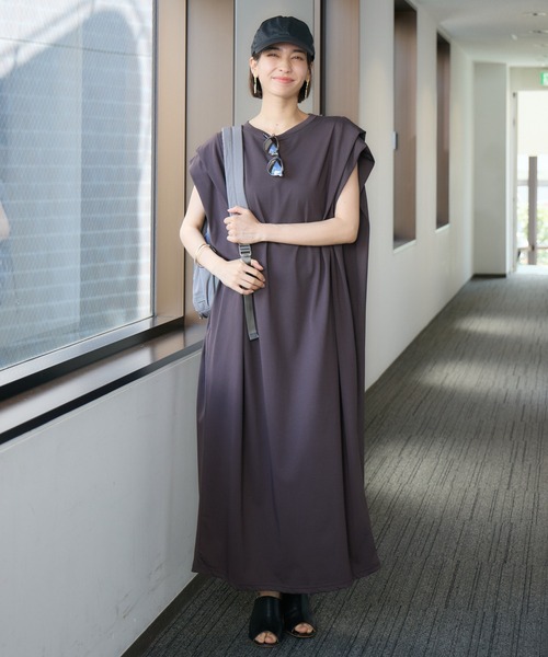 KATHARINE ROSS（キャサリンロス）の「【KATHARINE ROSS】【COOL/UVカット】タック袖ワンピース（ワンピース・レディース・グリーン/チャコールグレー・MEDIUM）」の4枚目の写真