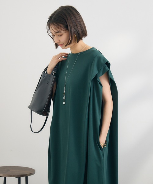 KATHARINE ROSS（キャサリンロス）の「【KATHARINE ROSS】【COOL/UVカット】タック袖ワンピース（ワンピース・レディース・グリーン/チャコールグレー・MEDIUM）」の11枚目の写真