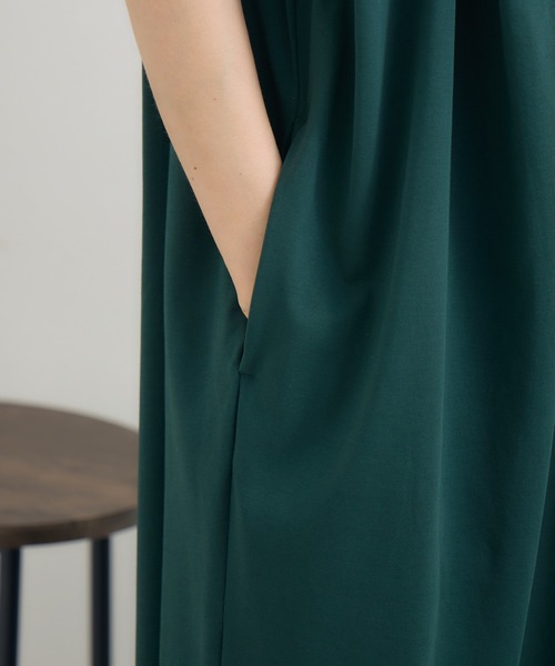 KATHARINE ROSS（キャサリンロス）の「【KATHARINE ROSS】【COOL/UVカット】タック袖ワンピース（ワンピース・レディース・グリーン/チャコールグレー・MEDIUM）」の15枚目の写真