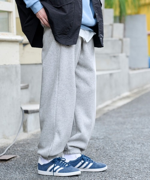 BARK MANHATTAN（バークマンハッタン）の「【BARK MANHATTAN】オーバーサイズイージースウェットパンツ（スウェットパンツ・メンズ・オートミール/ブラック/ネイビー/杢グレー/レッド/グレイッシュベージュ・L/M/XL/S）」の19枚目の写真