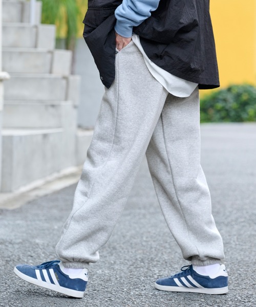 BARK MANHATTAN（バークマンハッタン）の「【BARK MANHATTAN】オーバーサイズイージースウェットパンツ（スウェットパンツ・メンズ・オートミール/ブラック/ネイビー/杢グレー/レッド/グレイッシュベージュ・L/M/XL/S）」の20枚目の写真