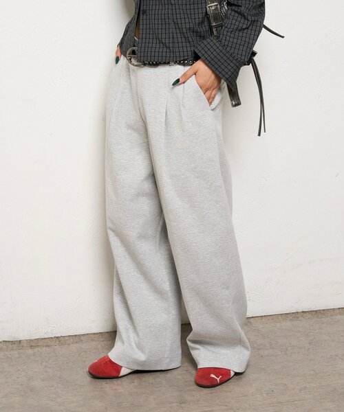 WHO'S WHO gallery（フーズフーギャラリー）の「スウェット2タックスラックス（スラックス・レディース・グレー/ブラック/ブラウン・SMALL/LARGE/MEDIUM）」の4枚目の写真