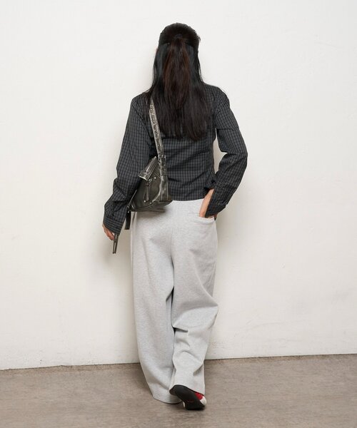 WHO'S WHO gallery（フーズフーギャラリー）の「スウェット2タックスラックス（スラックス・レディース・グレー/ブラック/ブラウン・SMALL/LARGE/MEDIUM）」の10枚目の写真