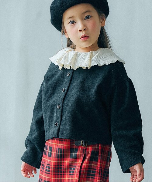 apres les cours（アプレレクール）の「【WEB限定/ジュニア対応】ハートボタンカーディガン（カーディガン/ボレロ・キッズ・キャメル/レッド/ラベンダー/ブラック/アイボリー・110/120/130/140/80/90/100）」の2枚目の写真