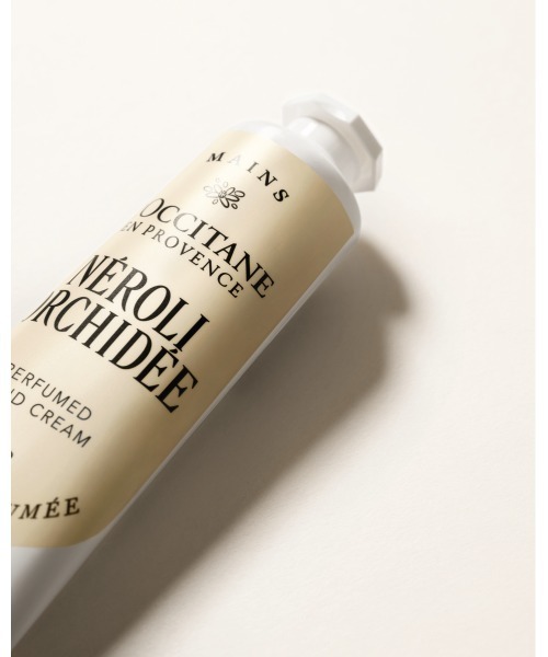 L'OCCITANE（ロクシタン）の「ネロリオーキデ パフュームド ハンドクリーム タオル付きギフトセット（ボディケアキット/ギフトセット・レディース・その他・FREE）」の3枚目の写真