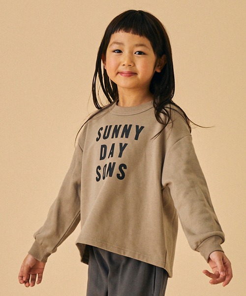 FOV（フォブ）の「FOV/フォブ SUNNYDAY トレーナー（スウェット・キッズ・アッシュブラウン/ブラック/グレイッシュベージュ・XL/L/M/S）」の3枚目の写真