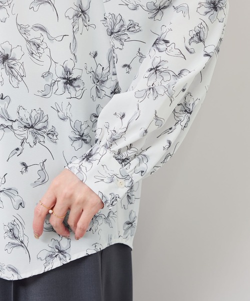 ROPE' PICNIC（ロペピクニック）の「花柄ラッフルデザインブラウス（シャツ/ブラウス・レディース・グレー/ダークブラウン・FREE）」の9枚目の写真