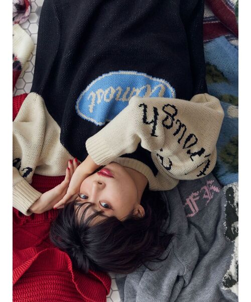 jouetie（ジュエティ）の「ラグランロゴルーズニット（ニット/セーター・レディース・アイボリー/ブラック/グレー・MEDIUM）」の6枚目の写真