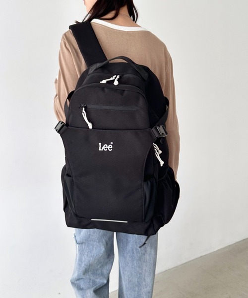 Lee(リー)の「Lee/リー 撥水 ヘルメットイン リュック/デイパック/リフレクター/ロゴ刺繍/900D/容量 約28リットル/シューズイン(バックパック/リュック・レディース・ブラック・FREE)」の6枚目の写真