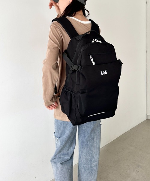 Lee(リー)の「Lee/リー 撥水 ヘルメットイン リュック/デイパック/リフレクター/ロゴ刺繍/900D/容量 約28リットル/シューズイン(バックパック/リュック・レディース・ブラック・FREE)」の9枚目の写真