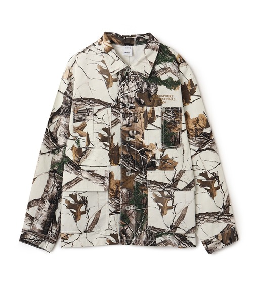 atmos(アトモス)の「atmos Tree Camo Pattern Coverall Jacket / アトモス ツリー カモパターン カバーオール ジャケット(その他アウター・メンズ・ブラウン系カモフラージュ/リアルツリーカモ/グレー系カモフラージュ・M/XL/L)」の3枚目の写真