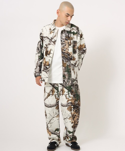 atmos(アトモス)の「atmos Tree Camo Pattern Coverall Jacket / アトモス ツリー カモパターン カバーオール ジャケット(その他アウター・メンズ・ブラウン系カモフラージュ/リアルツリーカモ/グレー系カモフラージュ・M/XL/L)」の21枚目の写真