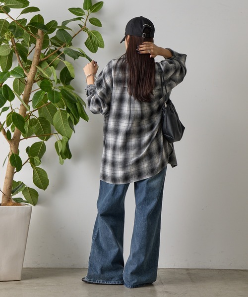 COLONY 2139（コロニートゥーワンスリーナイン）の「ライトフランネルチェックオーバーシャツ（シャツ/ブラウス・レディース・グレー/ブラック/ブラウン・FREE）」の10枚目の写真