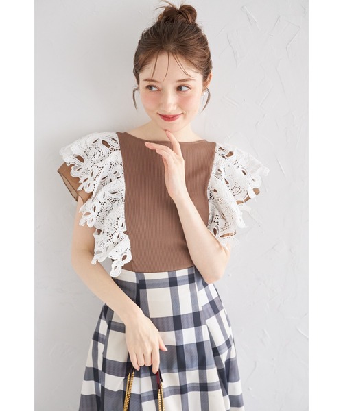 tocco closet(トッコ クローゼット)の「【ZOZO限定】リボンレース×オーガンジーフリルスリーブリブニットトップス(Tシャツ/カットソー・レディース・ネイビー/ブラック/モカ・M)」の1枚目の写真