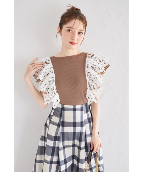 tocco closet(トッコ クローゼット)の「【ZOZO限定】リボンレース×オーガンジーフリルスリーブリブニットトップス(Tシャツ/カットソー・レディース・ネイビー/ブラック/モカ・M)」の17枚目の写真